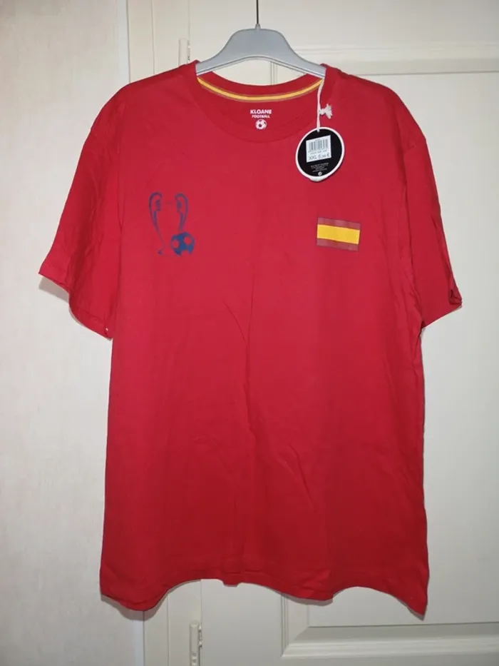 T-shirt Kloane