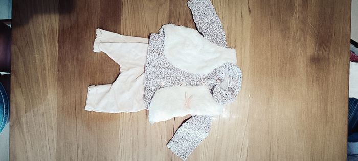 Ensemble petite chemise fleurie 3mois. - photo numéro 3