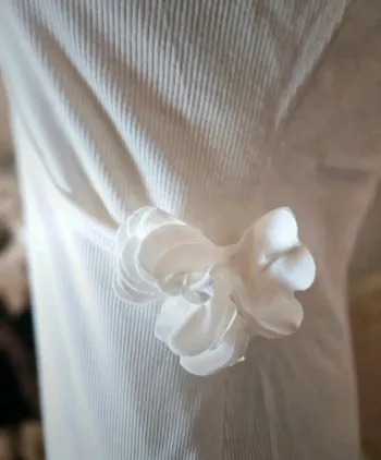 Debardeur blanc avec fleur côté ActiveWear Taille 42/44 Neuf