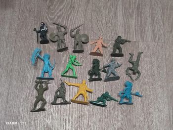 Lot figurine indiens militaires soldats