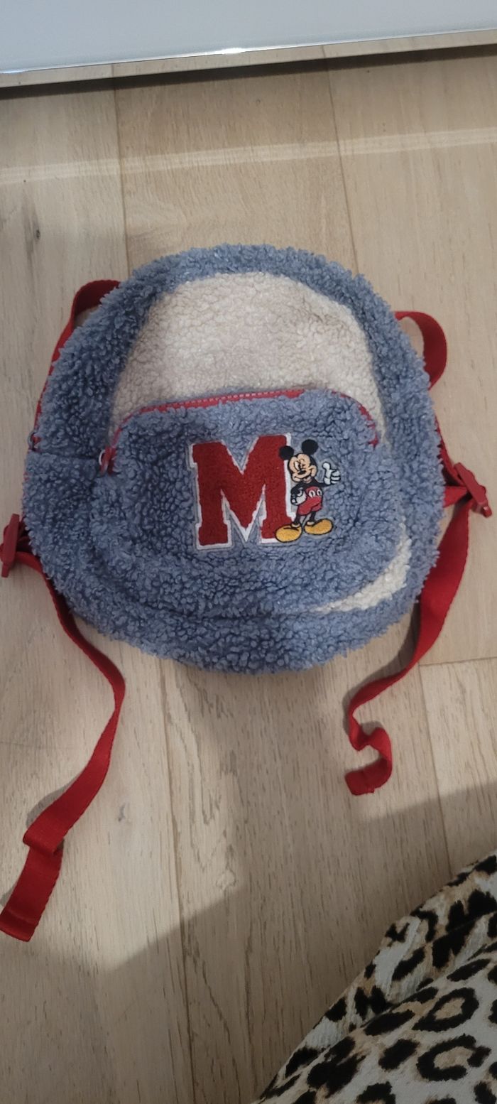Sac mickey premier sac h&m teddy