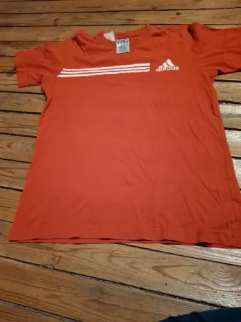 Tshirt taille 14 ans