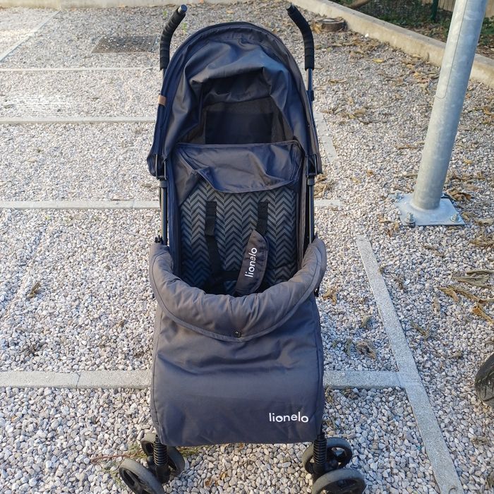 Poussette canne lionelo