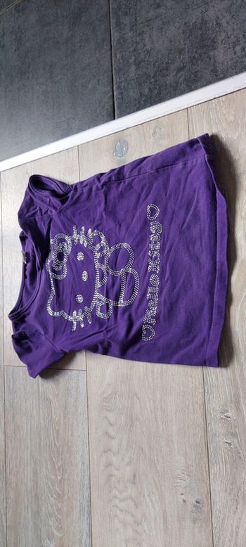 T shirt mauve, manches courtes, Hello Kitty de chez H&M, taille 4/5 ans, nickel
