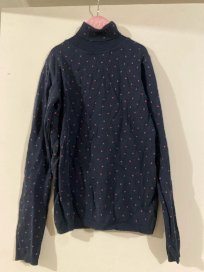 Pull col roulé à cœurs