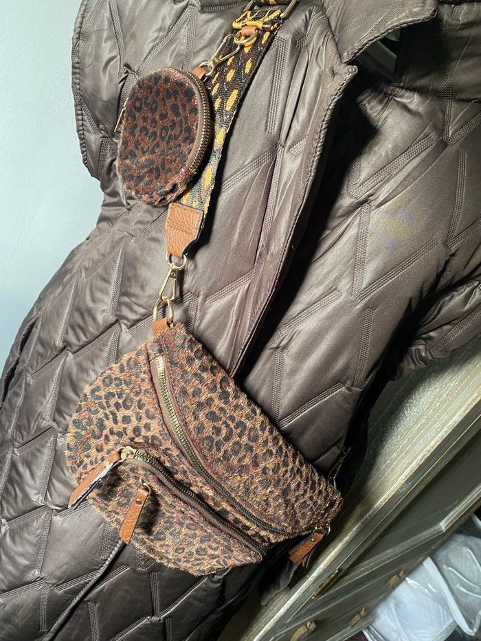 Banane léopard neuve - photo numéro 2