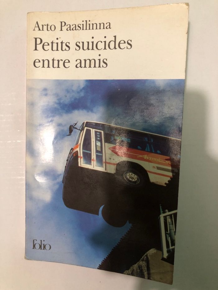 Livre petits suicides entre amis Arto Paasilinna