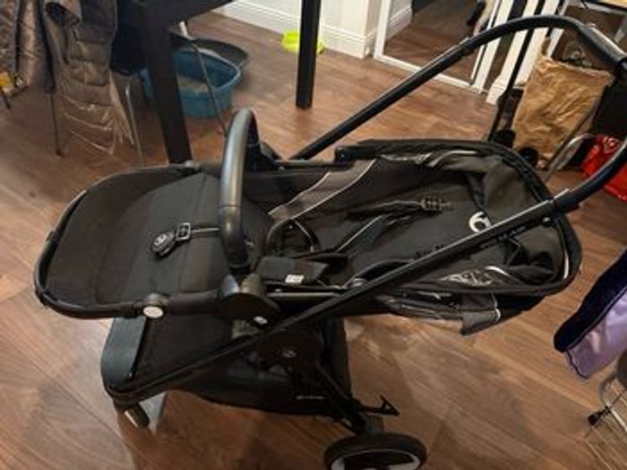 Poussette cybex cosy et base isofix - photo numéro 6