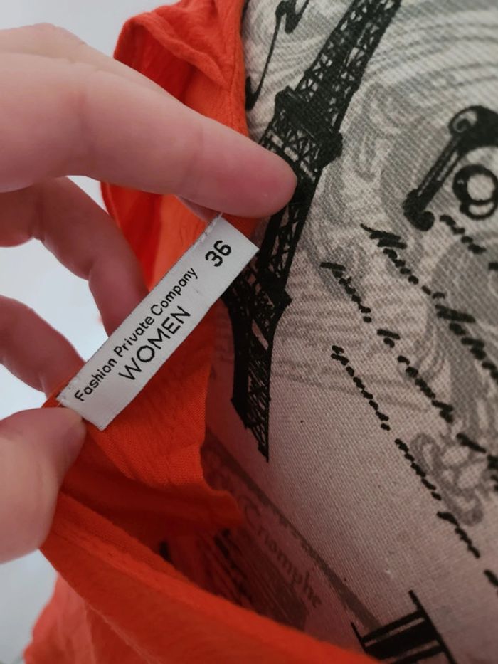 Très Joli Débardeur orange brodé devant de taille 36 - photo numéro 5