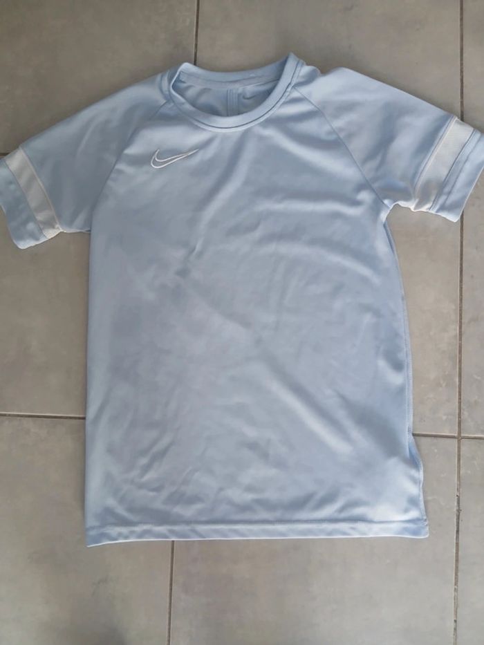 Tee-shirt de sport Nike - photo numéro 3