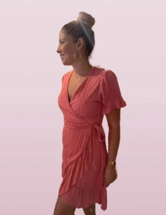 Goa 🔆 neuf ! robe portefeuille rose plumetis taille L soit 38/40 - photo numéro 2