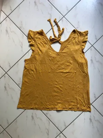 Tee shirt