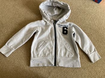 Gilet a capuche tape a l’oeil 3 ans