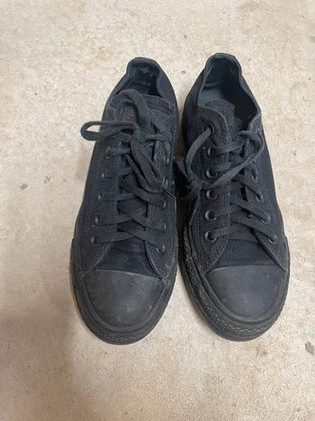 Converse noire plate-forme