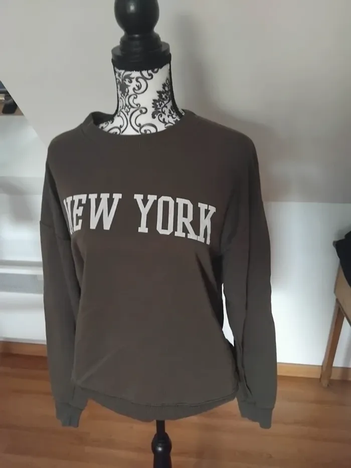 Sweat  marron