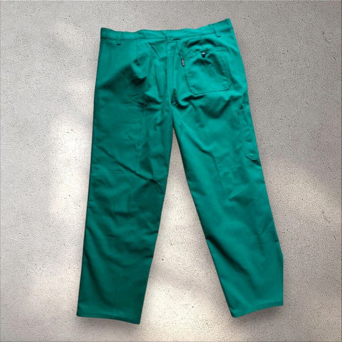 Pantalon en jean jambes larges vert neuf sans étiquette taille 52 - photo numéro 3