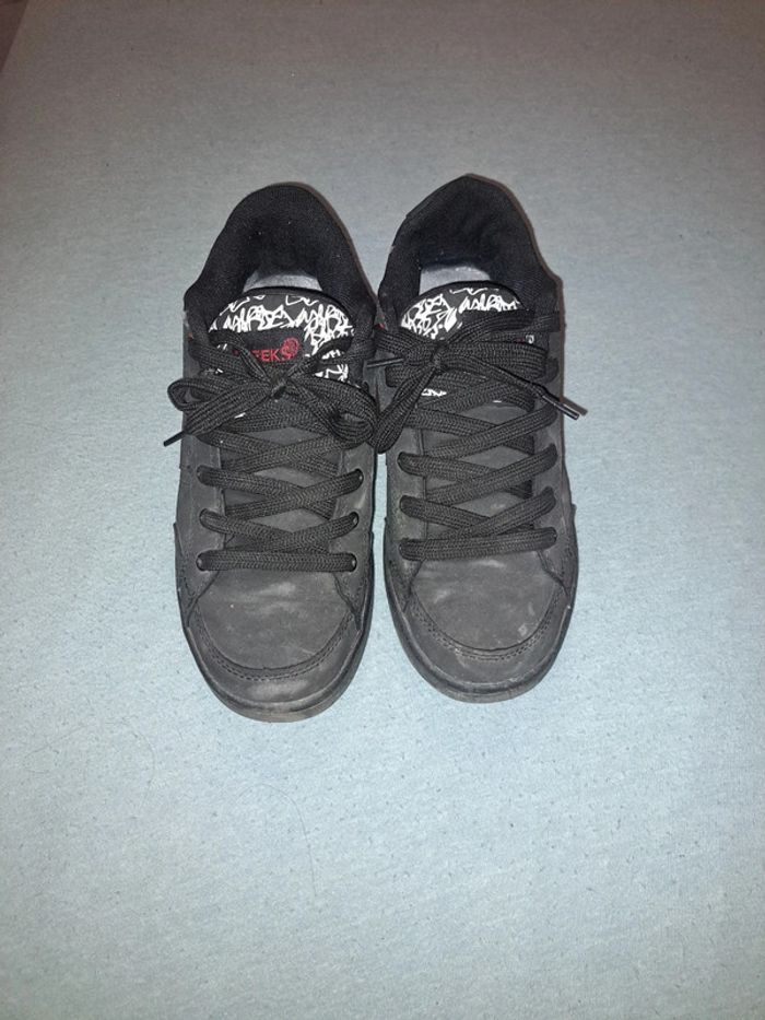 Baskets taille 40
