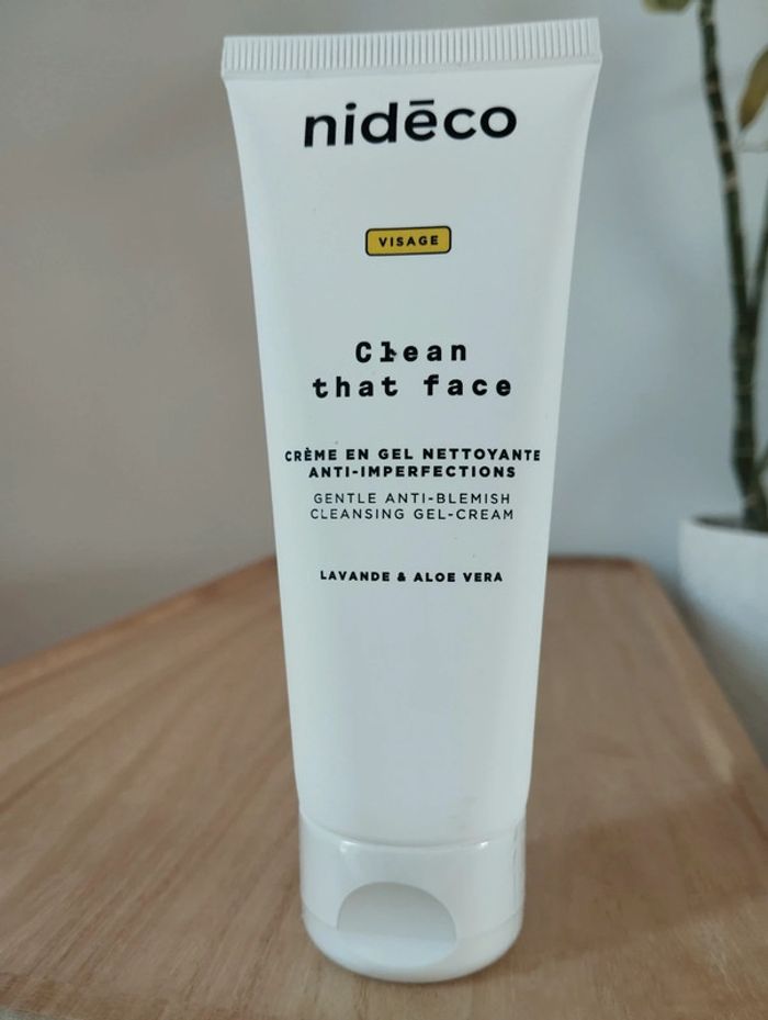 Crème nettoyante anti imperfections