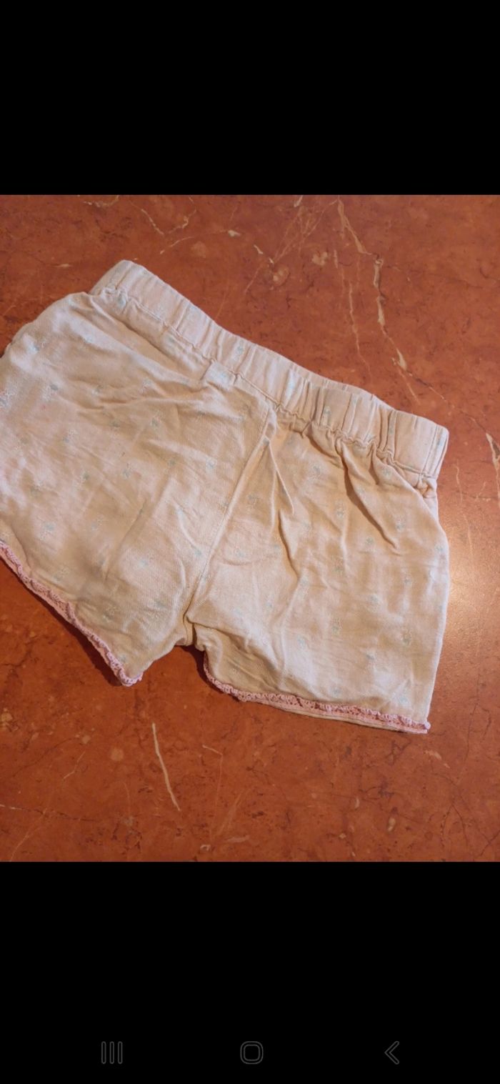 Short fille taille 5 ans - photo numéro 3