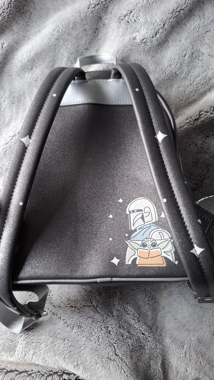 Loungefly Disneyland Paris star wars grogu mandalorian mando yoda Vador c3po bb8 - photo numéro 4