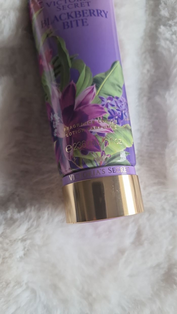 Blackberry Bite Lait Parfumé Corps Victoria's Secret - photo numéro 3
