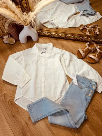 Taille 8 ans tenue 2 pièces fille TAO blanche bleu clair Neuf  * bouton doré * 🌺