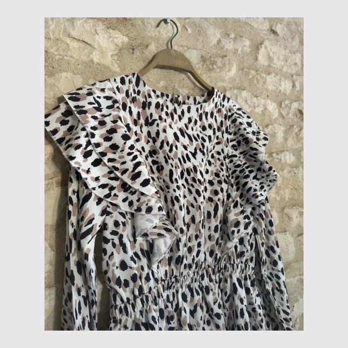 Robe courte imprimé léopard – Taille S - photo numéro 2
