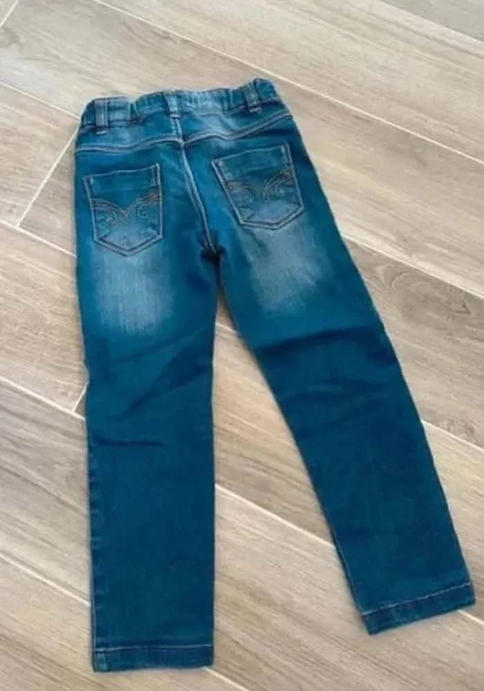 Joli Jeans original a fleurs brodé Creeks fille 4 ans - photo numéro 4
