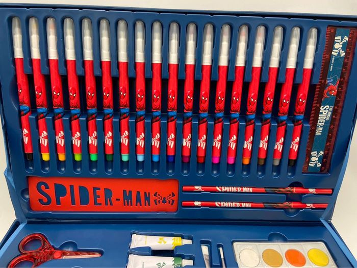 Disney Kit Artistique Deluxe Marvel spider man / feutre / crayon / peinture / - photo numéro 5