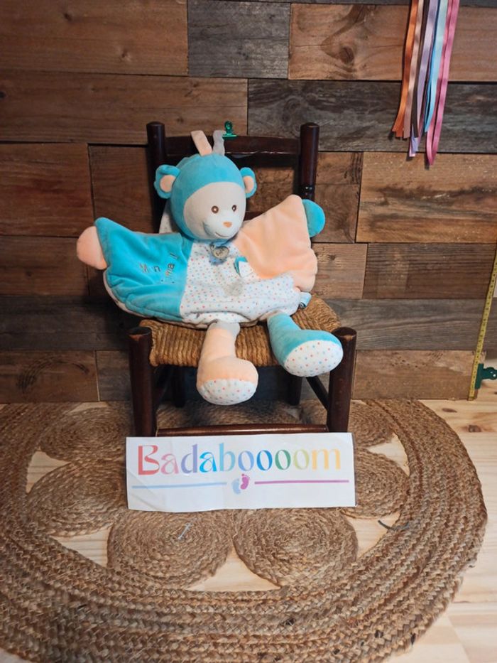 peluche range pyjama capucin baby nat tbe