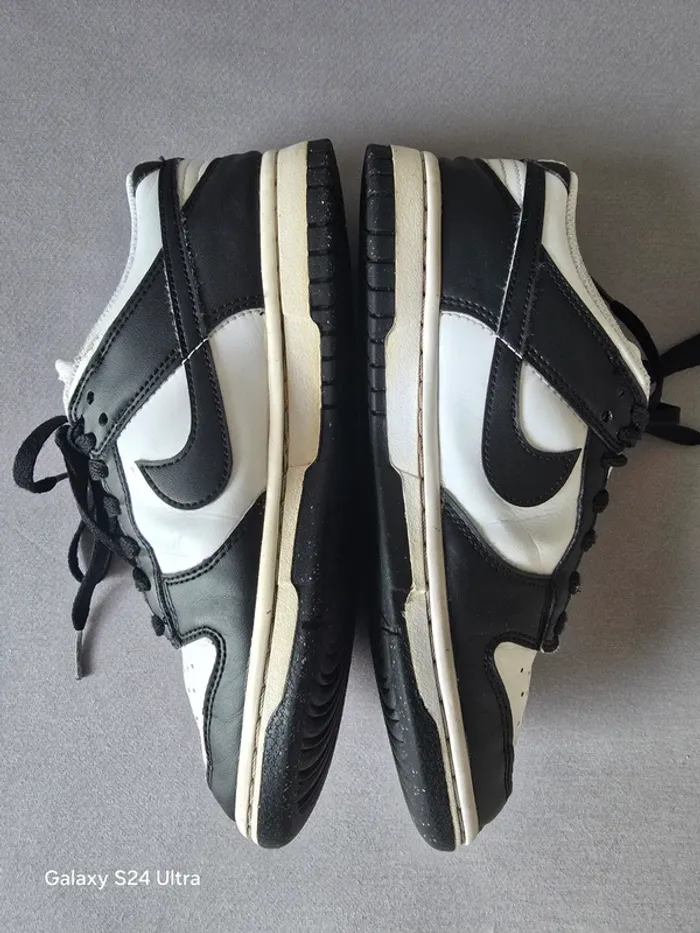 Nike dunk Low Rétro Panda - Taille 36,5 - photo numéro 2