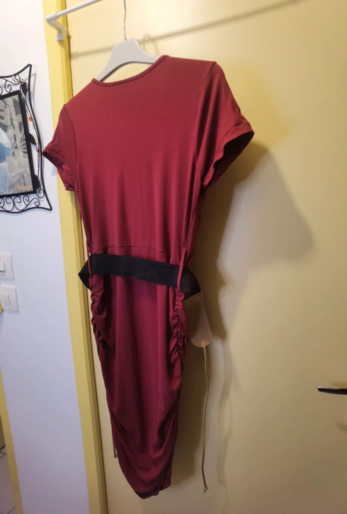Robe rouge foncé bordeau avec ceinture - photo numéro 8