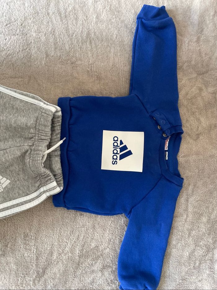 Ensemble Adidas bébé 0-3M bleu et gris - photo numéro 2