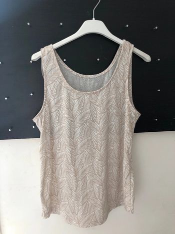 Tope  beige