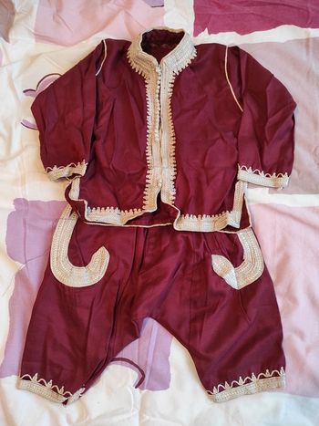 Ensemble marocain 2ans neuf