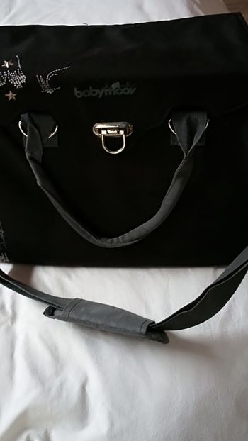 Sac a langer avec ses accessoires