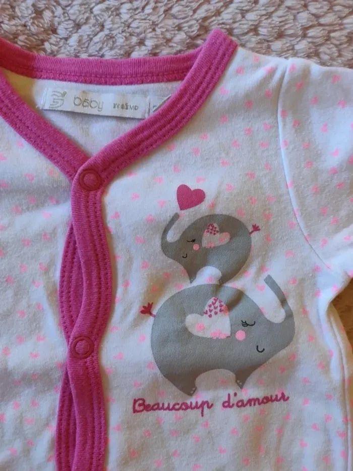 Pyjama rose et blanc Gémo 3 mois - photo numéro 2