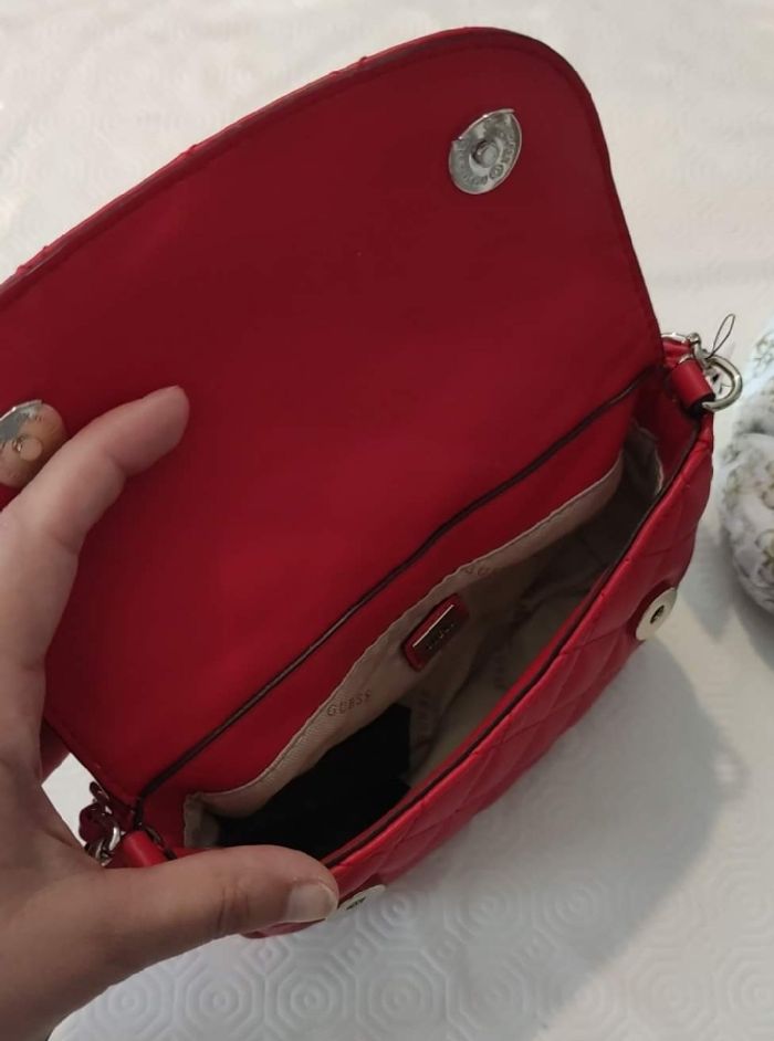 Sac banane guess - photo numéro 2