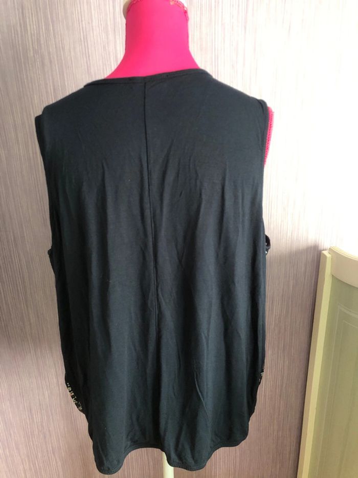 Blouse sans manche - photo numéro 2
