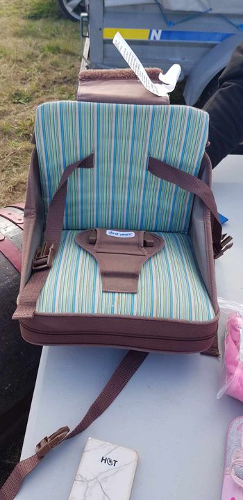 Réhausseur de chaise de voyage