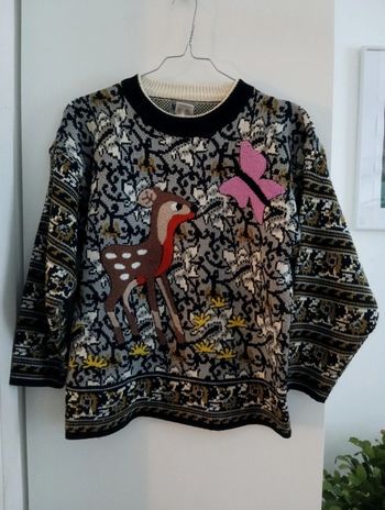 Pull vintage motifs jacquard dessin faon bambi