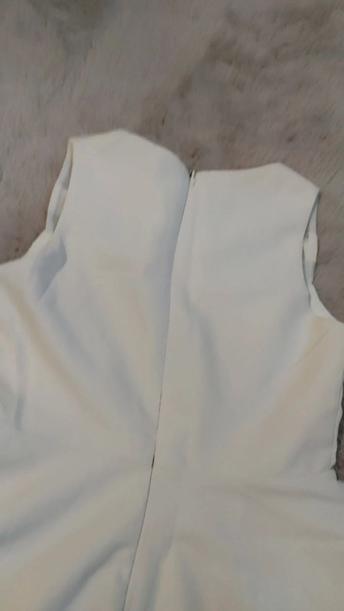 Sans manche couleur blanc cassé marque incity taille 8 ans - photo numéro 6