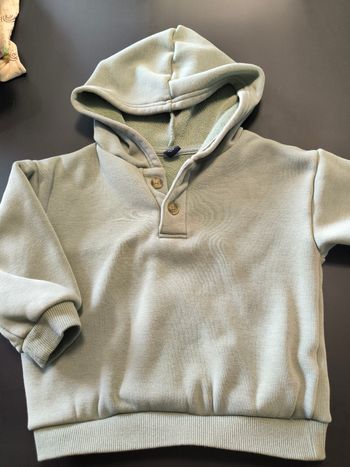 Sweat a capuche