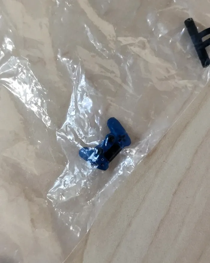 Set 2 gashapon PS4 PlayStation VR - photo numéro 3