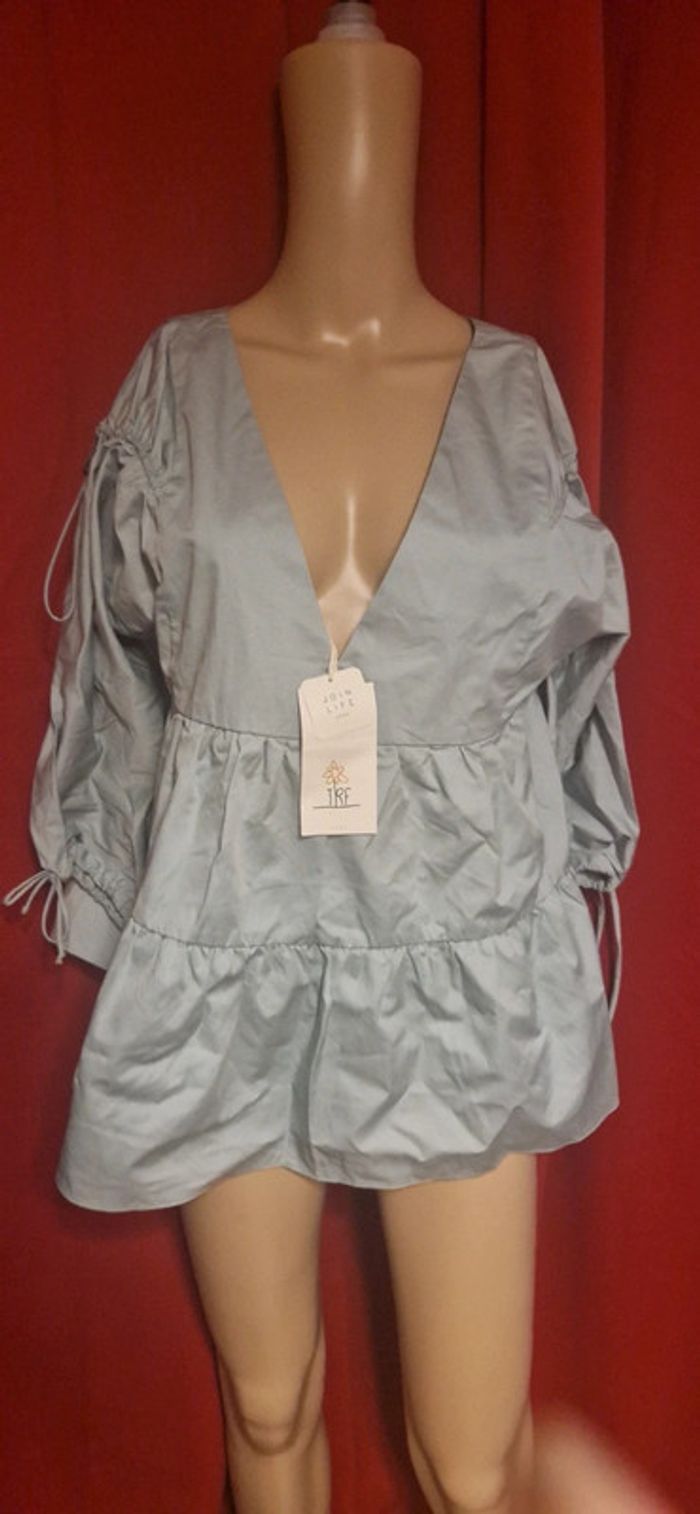 Jolie blouse neuve taille L