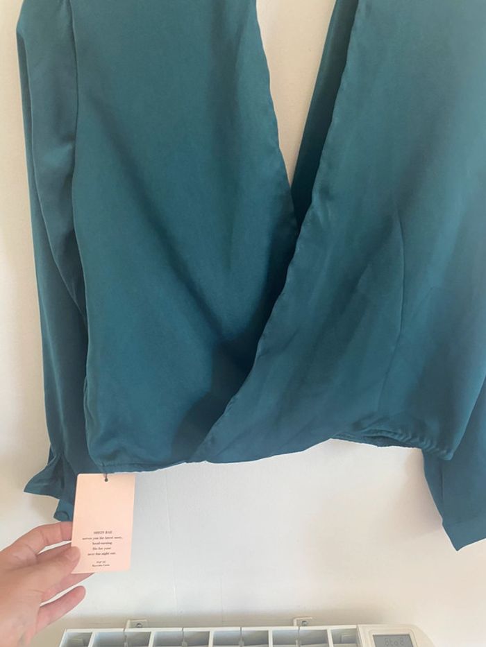 Jolie blouse manches longues, dos ouvert et décolletée • Bleu vert canard • SHEIN • Taille S - photo numéro 2