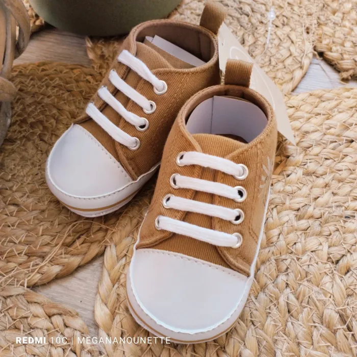 🧡 Chaussures Bébé Neuves – Chocolatine – Pointure 18/19 – Camel & Lion – Type Converse - photo numéro 2