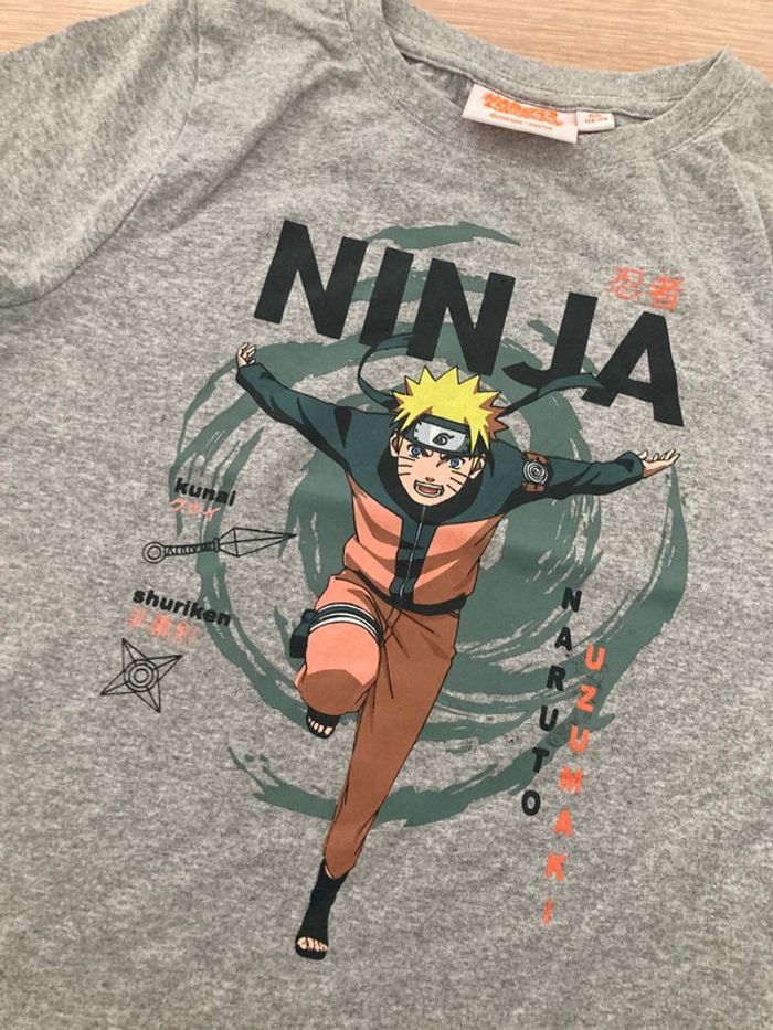 t-shirt Naruto 6ans juste lavé - photo numéro 2