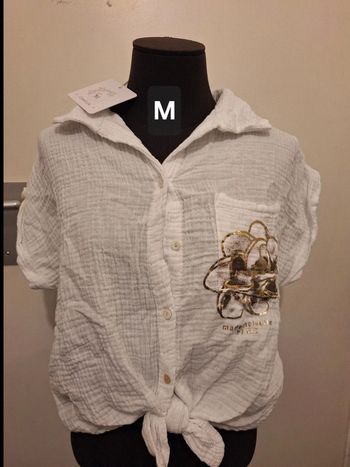 Chemise pour femme taille M Marque camillia neuf avec étiquette