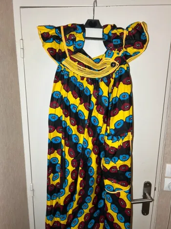 Robe vintage cousue à la main